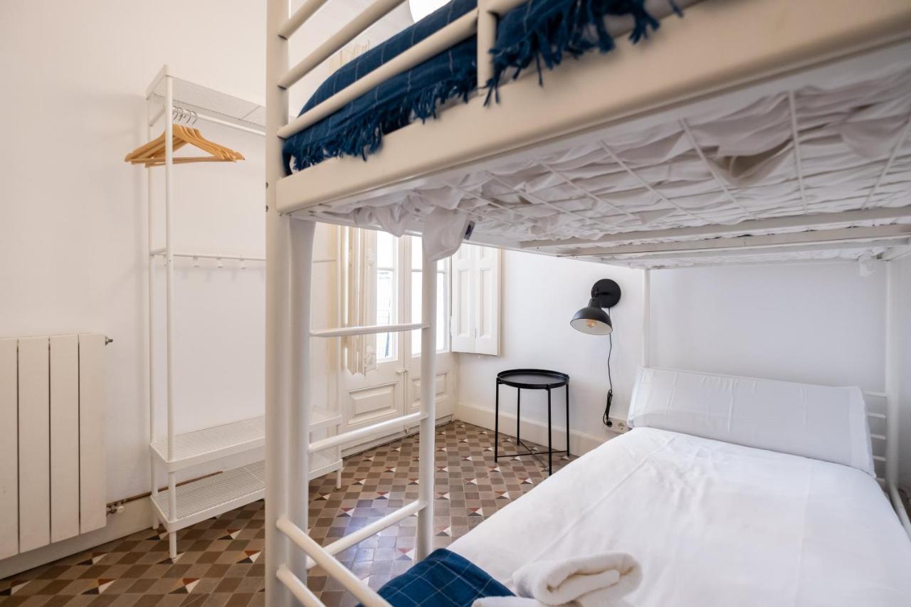 Modernist Apartment For Large Groups In Eixample Barcelone Extérieur photo